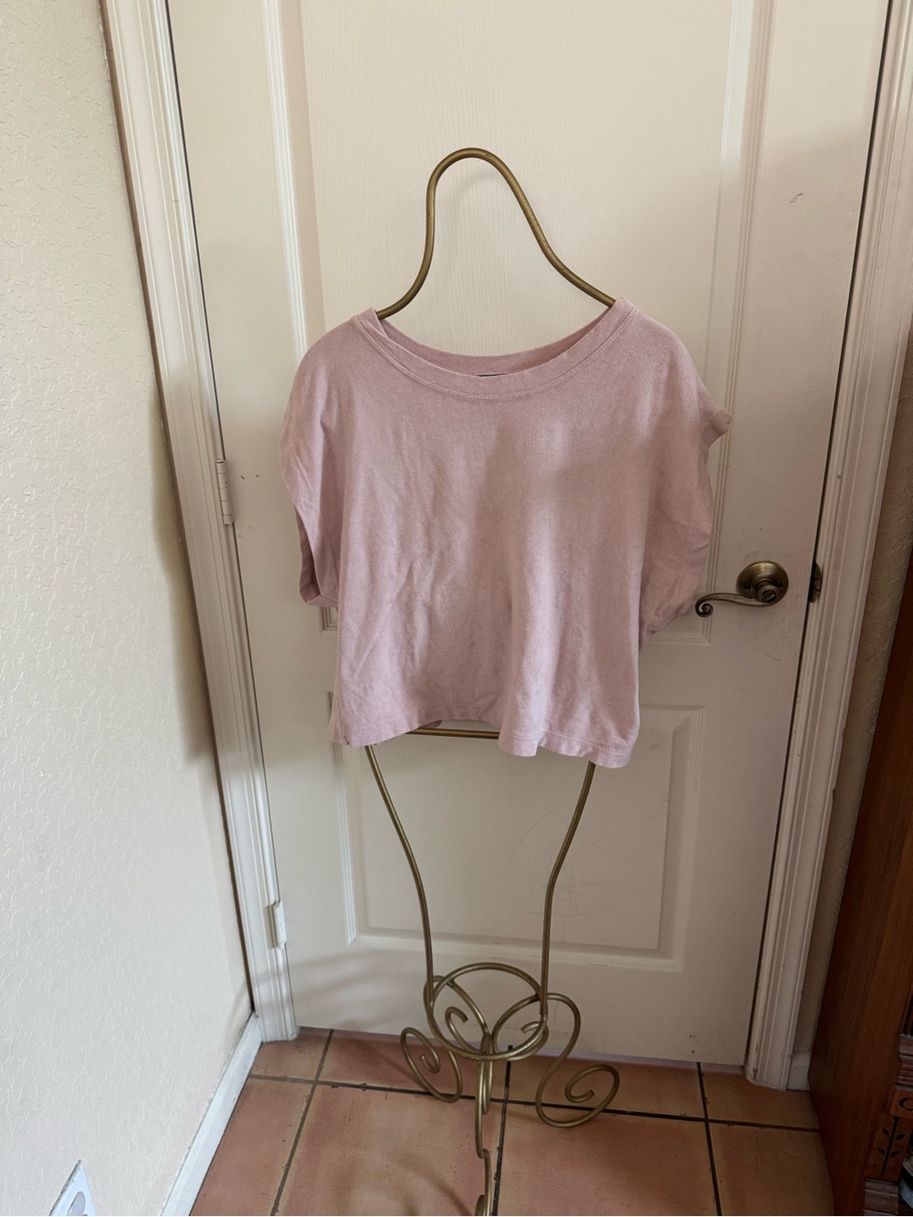 ALO Cropped Boxy Top - Light Dusty Pink